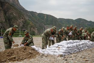 北青：宋凯叮嘱国足生死战放下思想包袱，全力以赴打出精神面貌